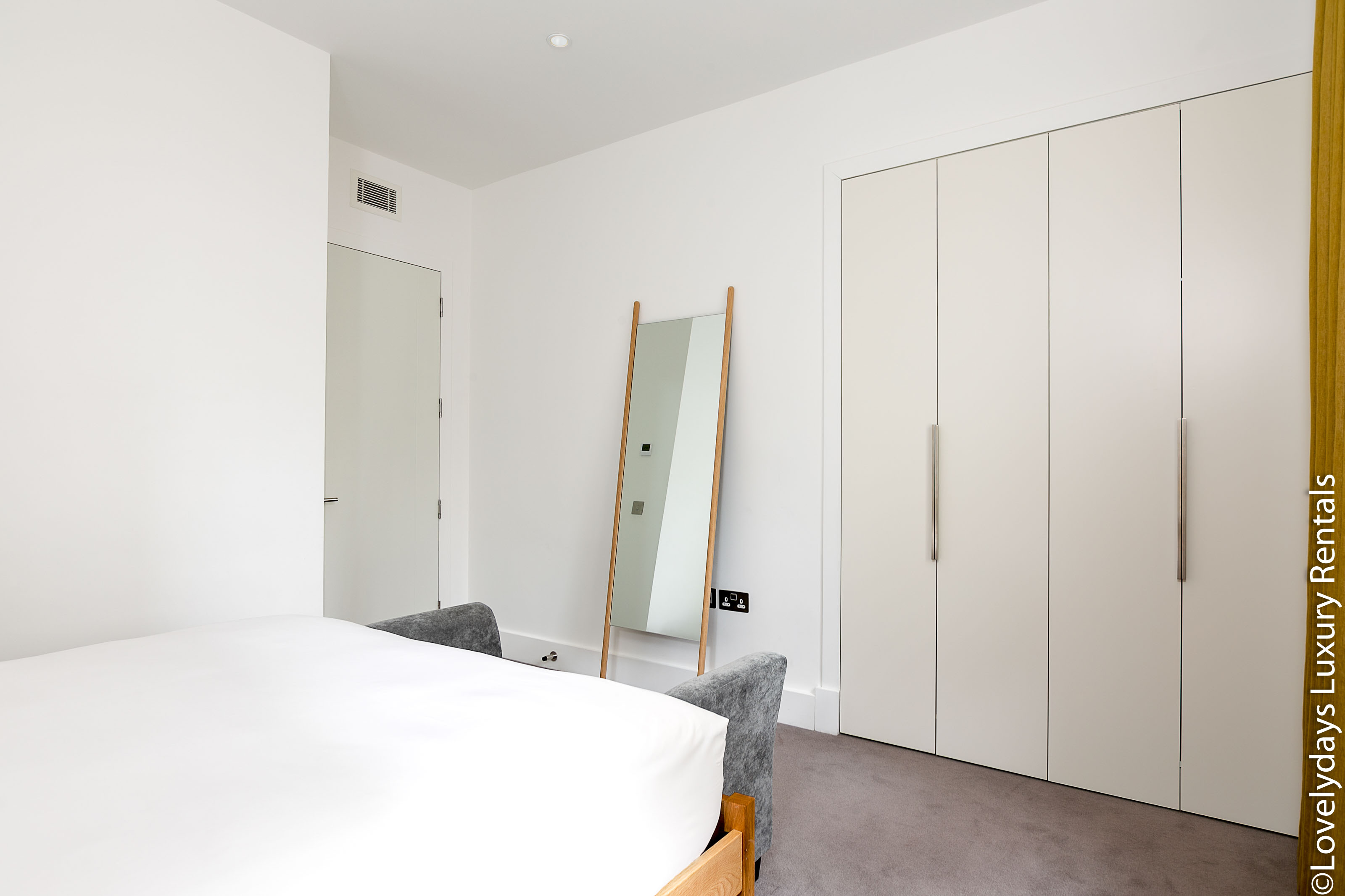 Lovelydays luxury service apartment rental - London - Covent Garden - Prince's House 601 - Lovelysuite - 2 bedrooms - 1 bathrooms - Double bed - 6366d25295f3 - Lovelydays